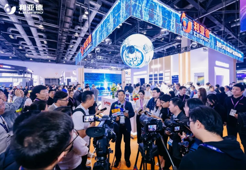 AI赋能LED显示屏行业：技术革新与应用场景的无限可能