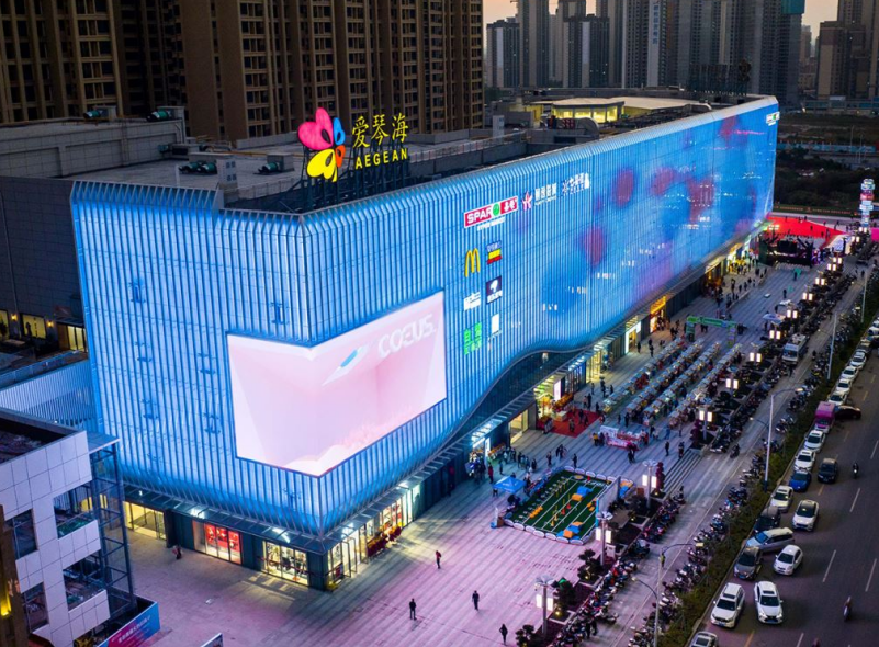 2025年裸眼3D显示屏发展趋势：技术革新与市场爆发